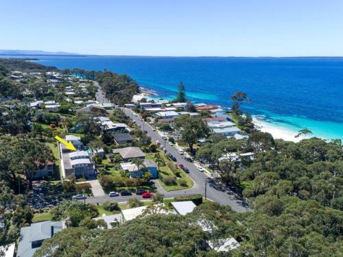 Beachdaze At Hyams 4pm Check Out Sundays