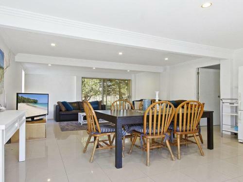 Middle Sea - Perfect For Two Families