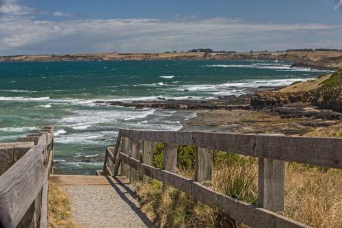 Coffs At Surf Beach Phillip Island