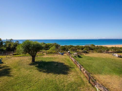 Endless Summer I Pet Friendly I 2 Mins Walk To Beach