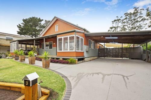 3 Macleay St, Narrawallee