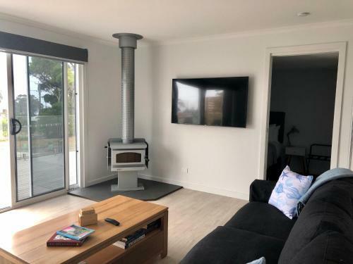 Binalong Brae @ Bay Of Fires Two Bedroom Both With Ensuites