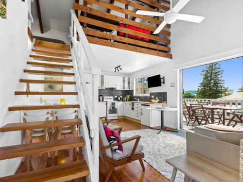 The Chalet At Callala Beach - Beach House Character