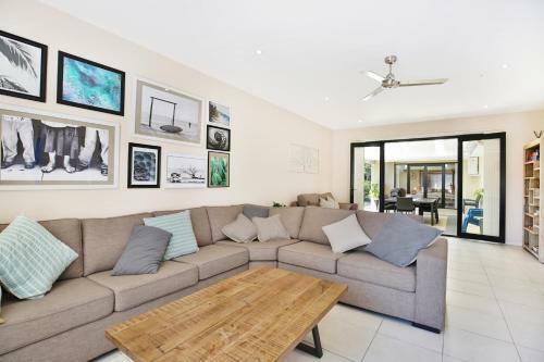 Sandy Bottom - Pet Friendly - 3 Min Walk To Beach