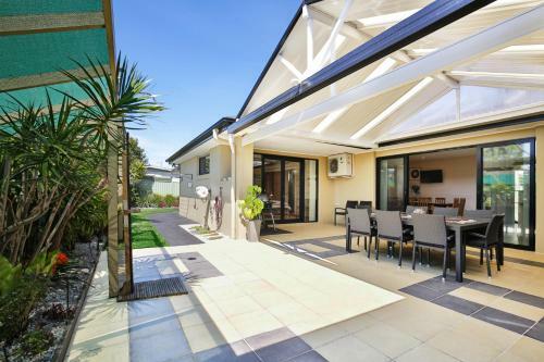 Sandy Bottom - Pet Friendly - 3 Min Walk To Beach