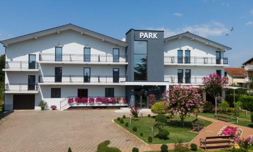 Hostal Pansion Park