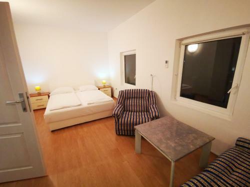 Private Riverside Villa Silvia