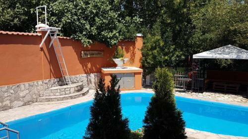 Private Riverside Villa Silvia