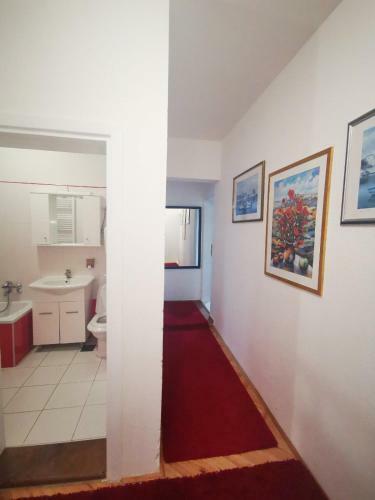 Private Riverside Villa Silvia