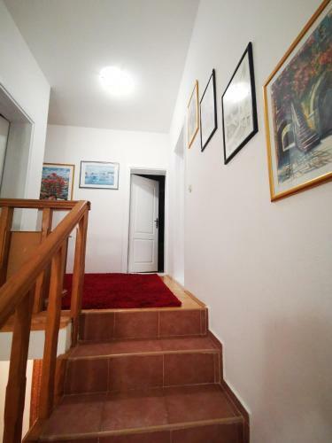 Private Riverside Villa Silvia