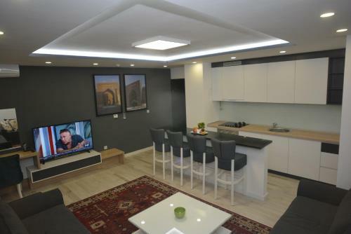 Apart Hotel Family