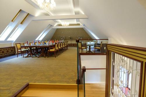 Integra Hotel