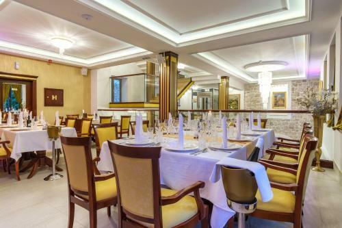 Integra Hotel