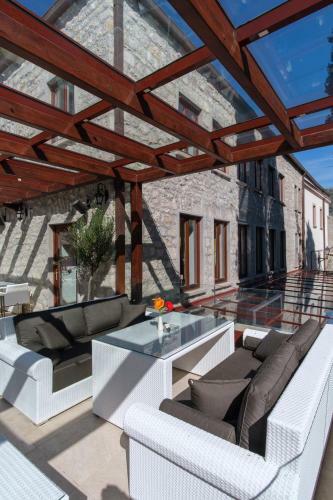 Integra Hotel