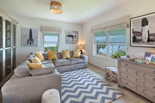 Villa Emily House Blue Sky Luxury