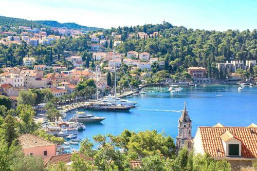 Apartment Alice With Private Pool Near Dubrovnik