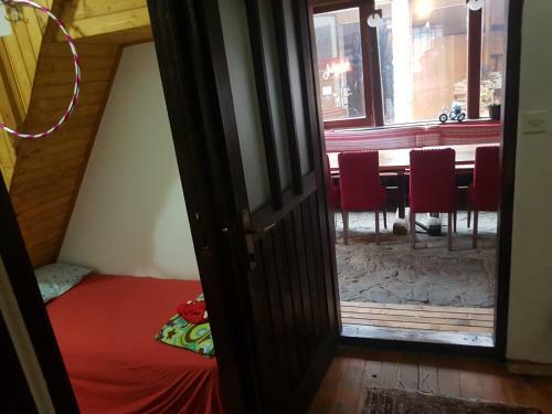 Winter House In Noah's Ark
