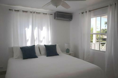 Apartamento Sea Glass Villa - Spacious 2 Bedroom, 2 Bathroom