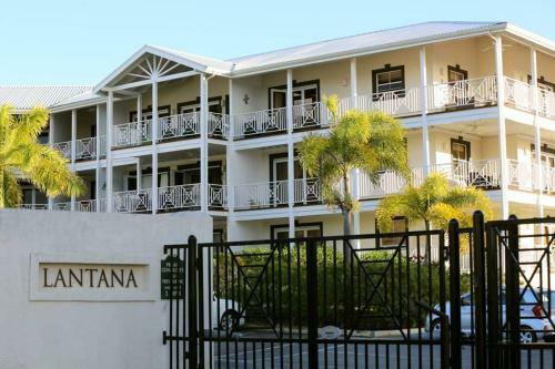 Apartamento Sea Glass Villa - Spacious 2 Bedroom, 2 Bathroom