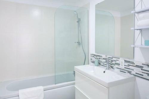 Apartamento Sea Glass Villa - Spacious 2 Bedroom, 2 Bathroom