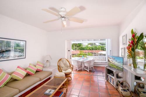 Condos At Glitter Bay Estate By Blue Sky Luxury