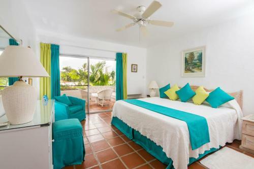 Condos At Glitter Bay Estate By Blue Sky Luxury