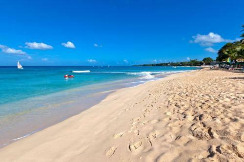 Condos At Glitter Bay Estate By Blue Sky Luxury