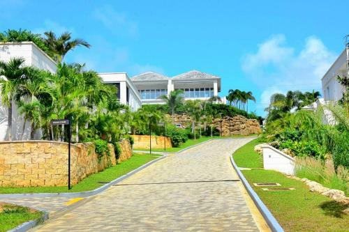 Villa 26 Westmoreland Hills-government Approved