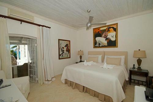 Villa Emerald Beach 4 Plumbago