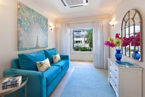 Schooner Bay 207 By Blue Sky Luxury
