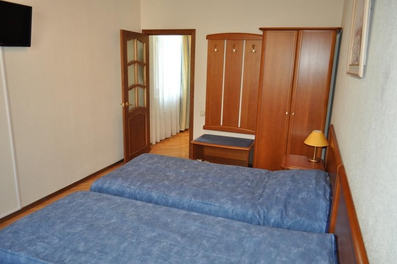 Ozerkovskaya Hotel
