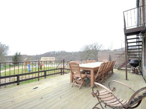 Cosy Holiday Home In Erezee With Barbecue