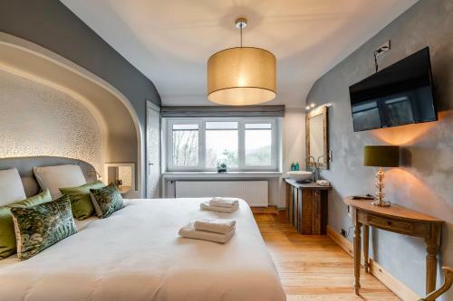 La Villa Des Sources � 500 M�tres Du Circuit