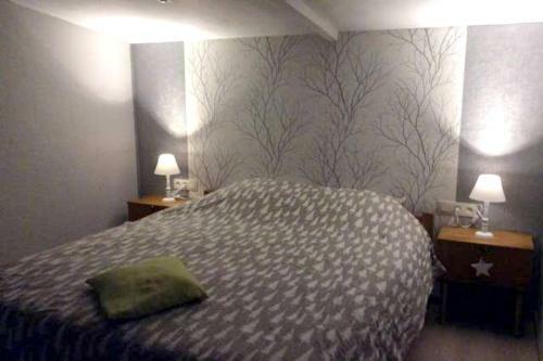 House With 2 Bedrooms In Erezee With Enclosed Garden