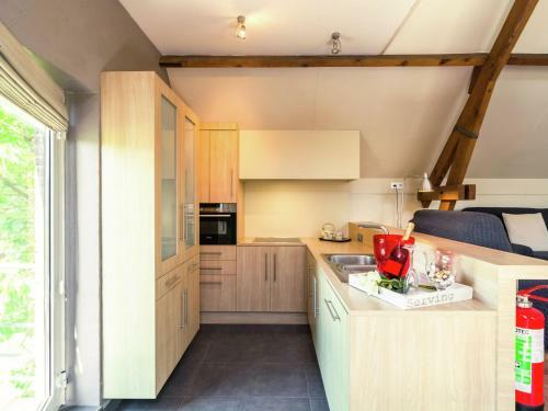 Cushy Apartment With Private Terrace, Pond, Heating, Balcony