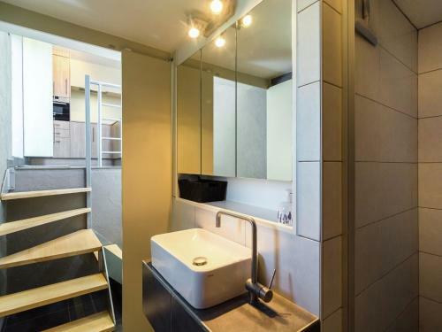 Cushy Apartment With Private Terrace, Pond, Heating, Balcony