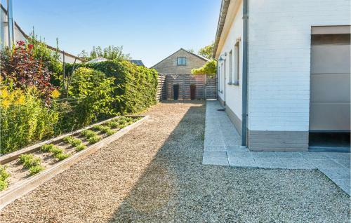 Nice Home In Oostduinkerke W/ Wifi And 3 Bedrooms