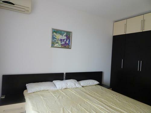 Supreme Apartments