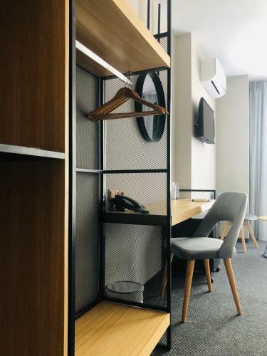 Avenue Hotel Deluxe