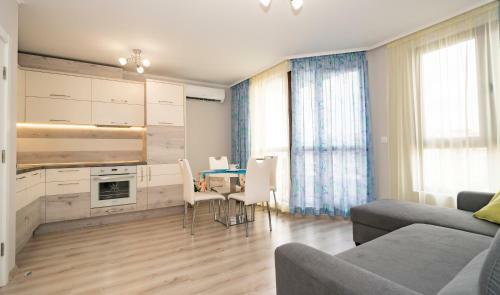 Bayview Deluxe Apartment 30