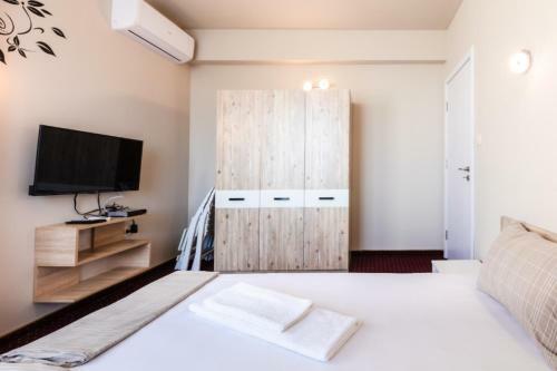 Hostal Guest House Theona