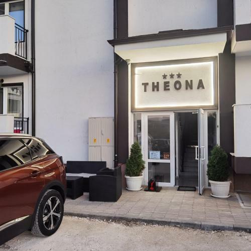 Hostal Guest House Theona