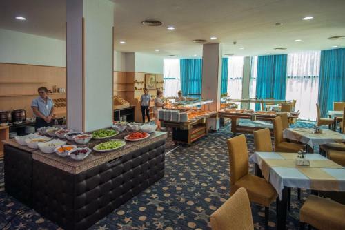 Primorsko Del Sol Apartments