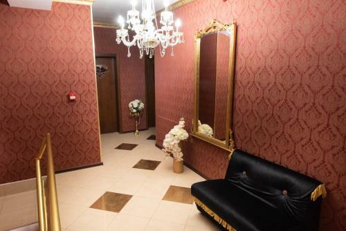 Antiques & Gold Boutique Hotel