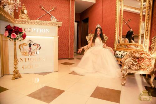Antiques & Gold Boutique Hotel
