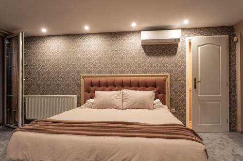 Hostal Chamurkov City House & Garden