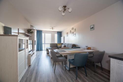 Happy Town Apartments