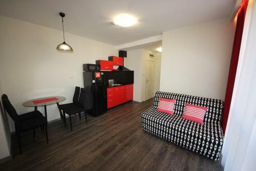 Hotel Menada Lux - Tarsis