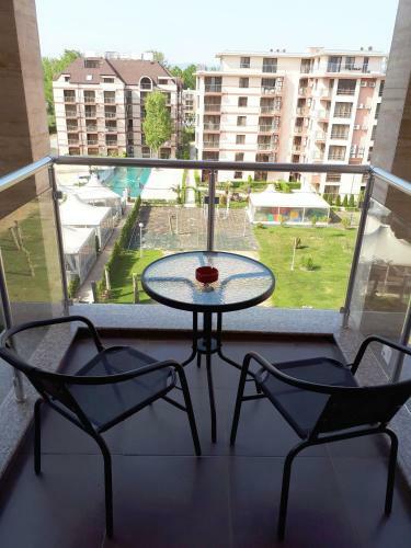 Hotel Menada Lux - Tarsis