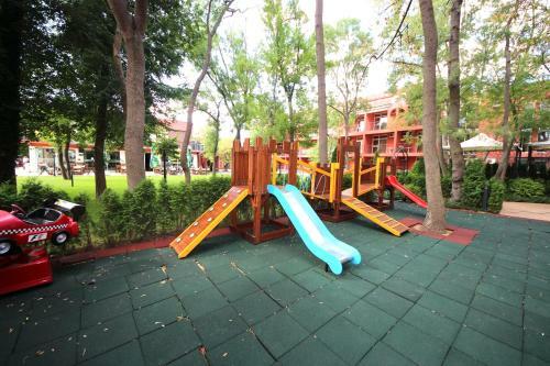 Hotel Menada Lux - Tarsis